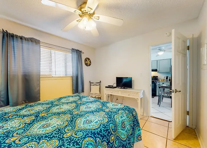 Palmas 118 - The Sandy Palm Apartment *